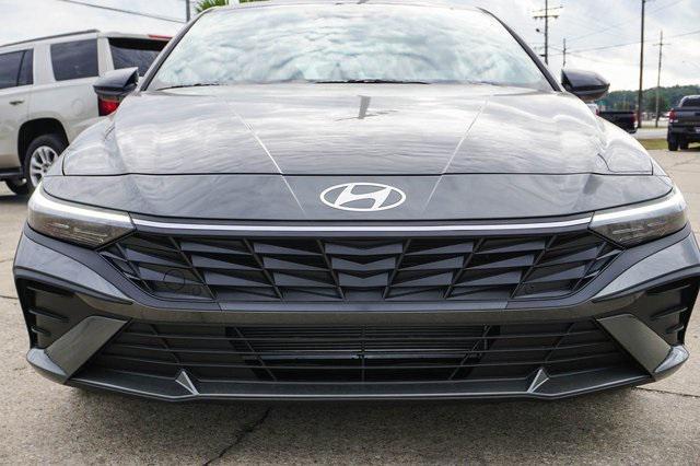 new 2025 Hyundai Elantra car, priced at $25,115