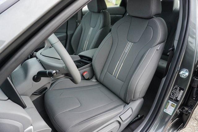 new 2025 Hyundai Elantra car, priced at $25,115