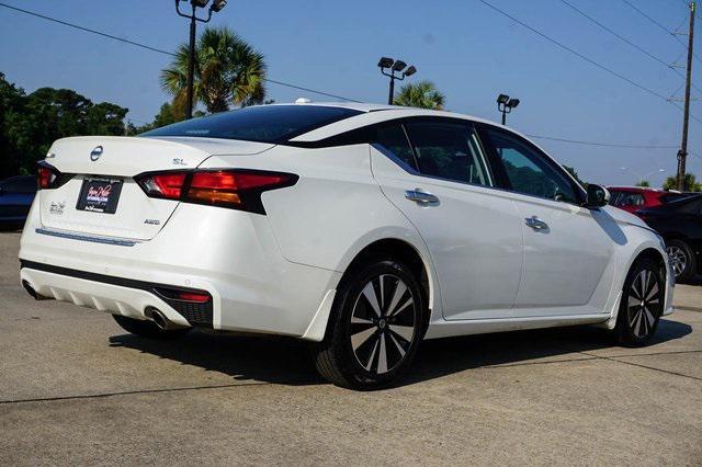 used 2022 Nissan Altima car, priced at $28,989