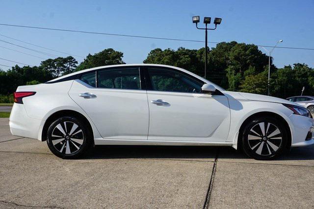 used 2022 Nissan Altima car, priced at $28,989