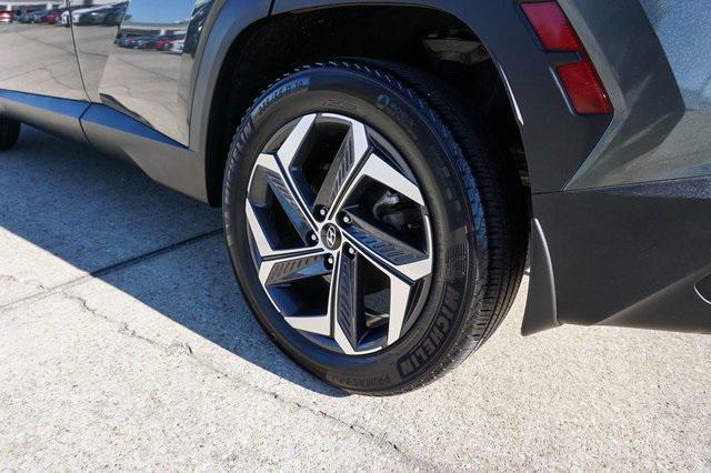 used 2024 Hyundai TUCSON Hybrid car, priced at $25,689
