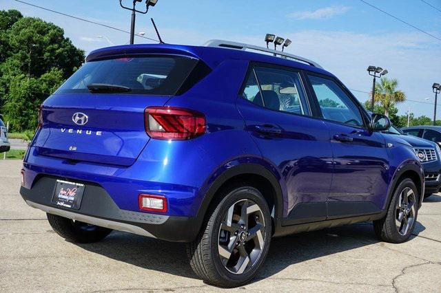 new 2025 Hyundai Venue car, priced at $25,570