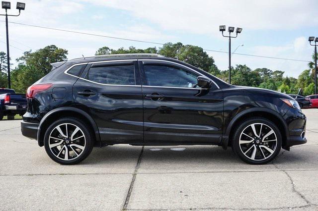 used 2019 Nissan Rogue Sport car, priced at $22,879