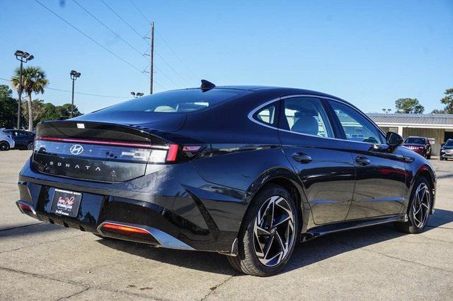 new 2025 Hyundai Sonata car, priced at $32,610