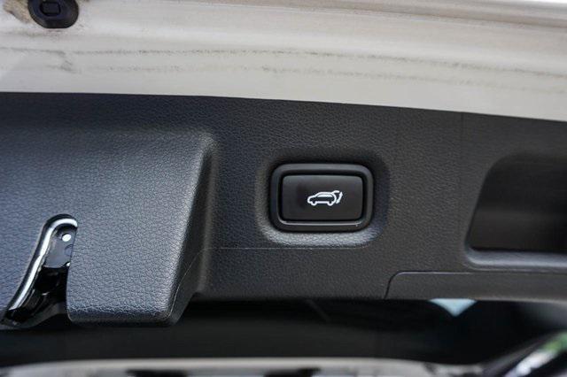 used 2023 Hyundai Santa Fe car, priced at $24,299