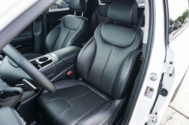 used 2023 Hyundai Santa Fe car, priced at $24,299