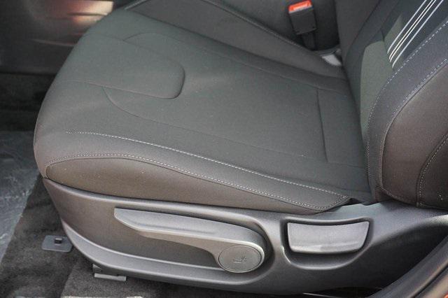 new 2025 Hyundai Elantra car, priced at $25,660