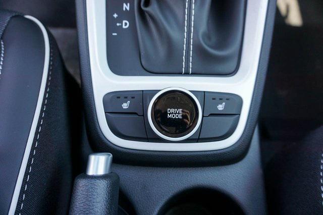 new 2025 Hyundai Venue car, priced at $25,565