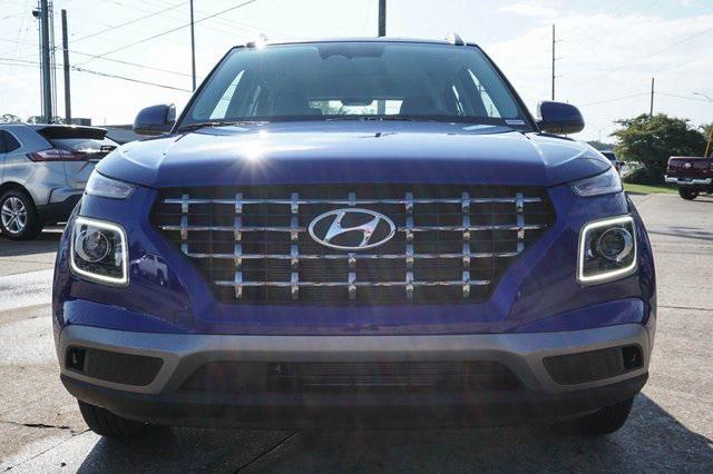 new 2025 Hyundai Venue car, priced at $25,565