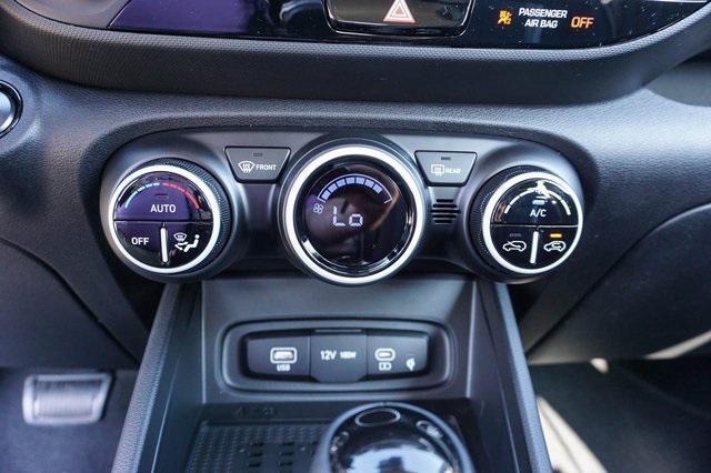 new 2025 Hyundai Venue car, priced at $25,565