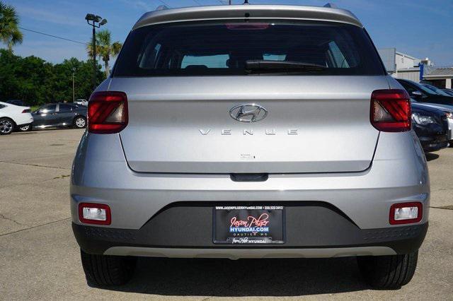 new 2025 Hyundai Venue car, priced at $24,225