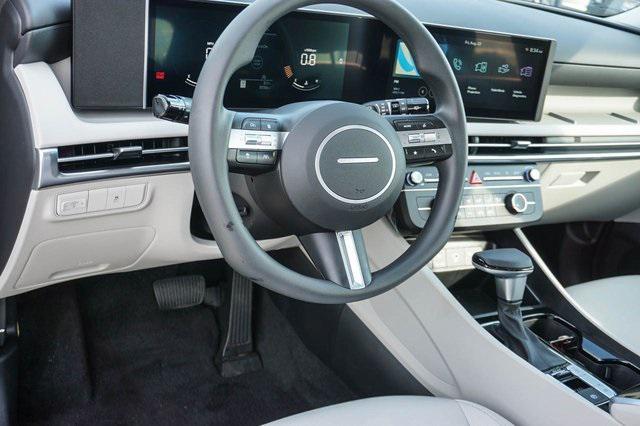 new 2025 Hyundai Tucson car, priced at $27,680