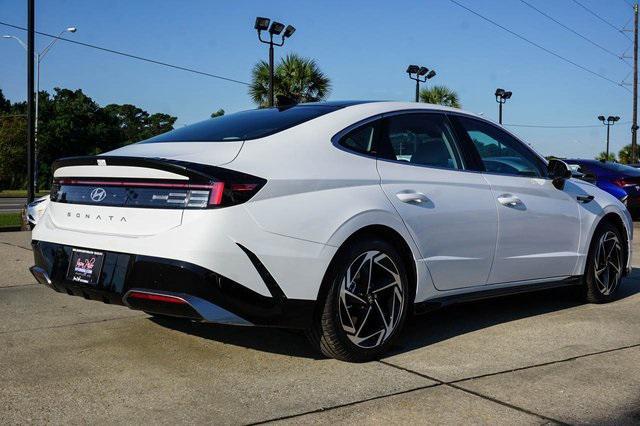 new 2024 Hyundai Sonata car, priced at $29,555