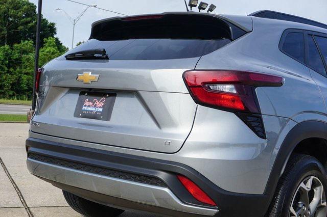 used 2025 Chevrolet Trax car, priced at $24,879