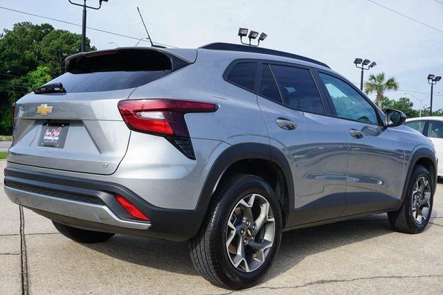 used 2025 Chevrolet Trax car, priced at $24,879