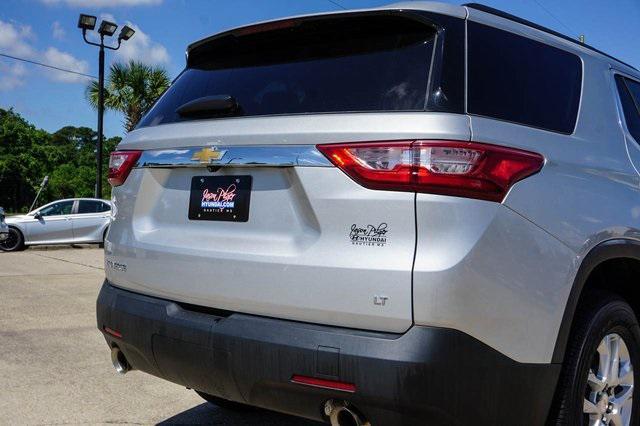 used 2021 Chevrolet Traverse car, priced at $28,279