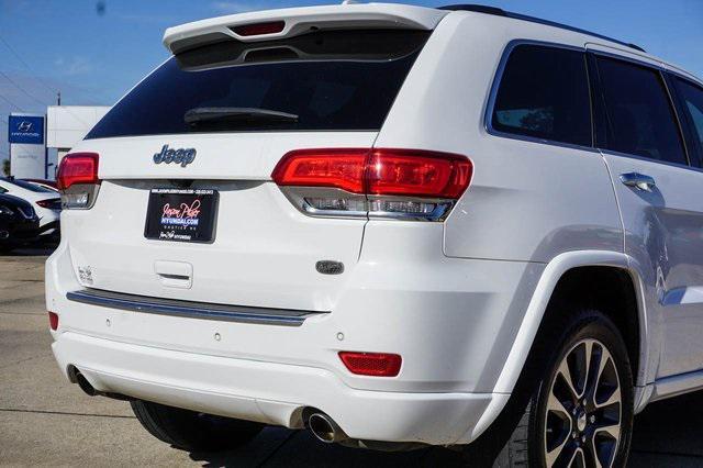 used 2017 Jeep Grand Cherokee car, priced at $17,689