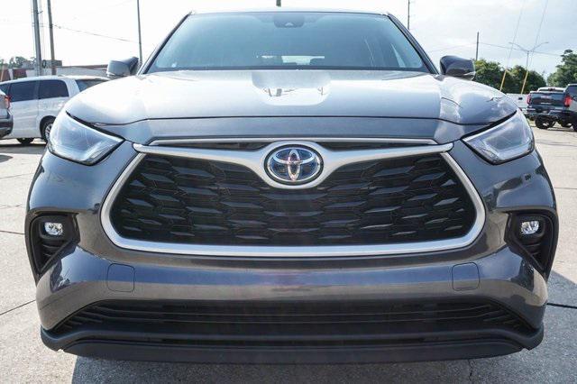 used 2023 Toyota Highlander Hybrid car, priced at $34,569