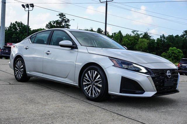 used 2023 Nissan Altima car, priced at $19,659