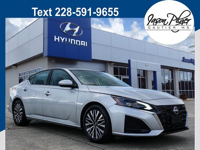 used 2023 Nissan Altima car, priced at $21,199