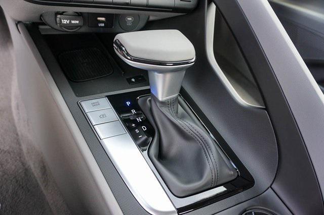 new 2025 Hyundai Elantra car, priced at $25,660