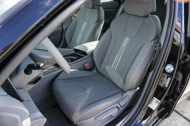 new 2025 Hyundai Elantra car, priced at $25,105