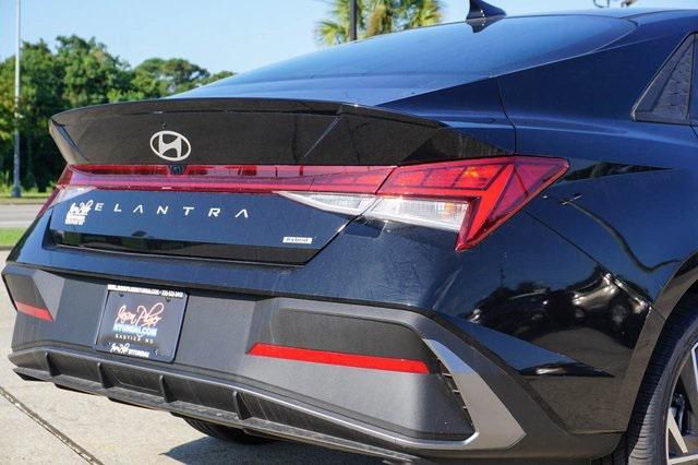 new 2025 Hyundai ELANTRA HEV car, priced at $27,185