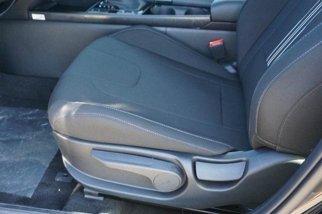 new 2025 Hyundai ELANTRA HEV car, priced at $27,185