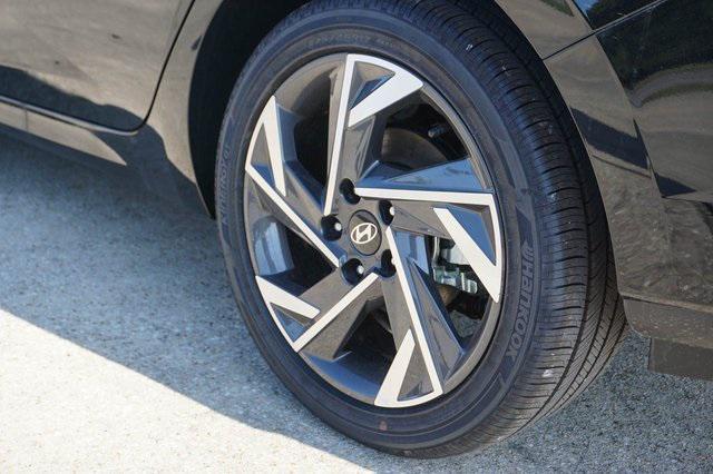 new 2025 Hyundai ELANTRA HEV car, priced at $27,185