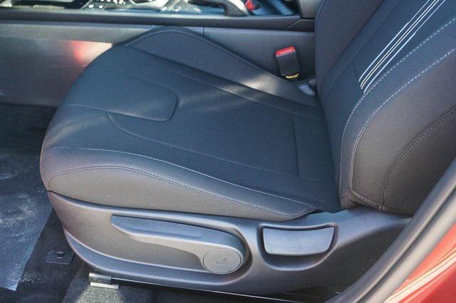 new 2025 Hyundai Elantra car, priced at $25,660