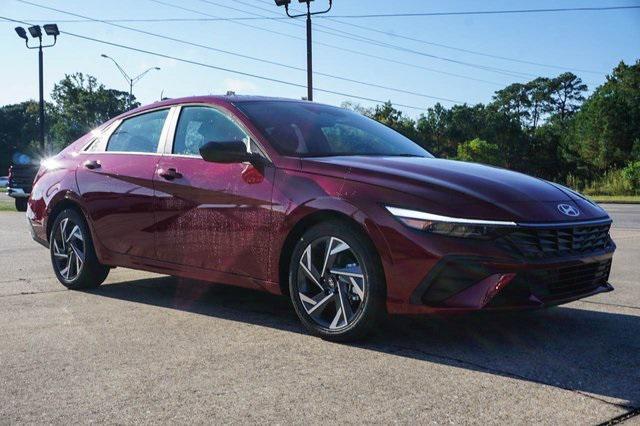 new 2025 Hyundai Elantra car, priced at $25,660