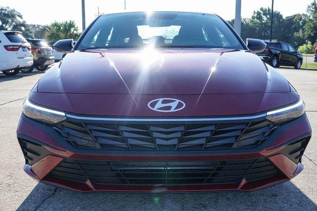 new 2025 Hyundai Elantra car, priced at $25,660