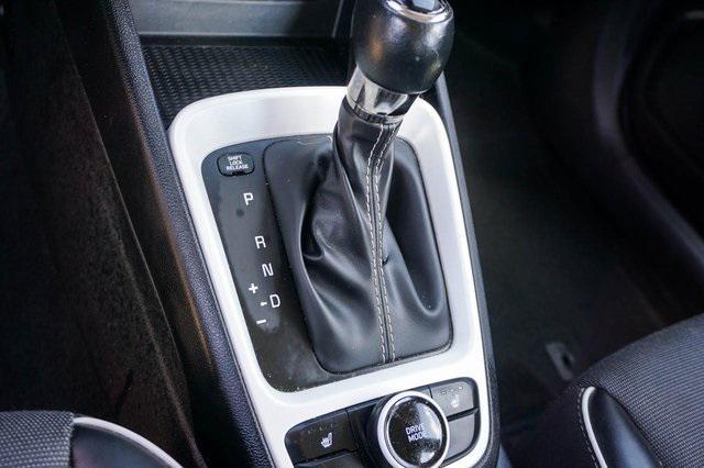 used 2022 Hyundai Venue car, priced at $17,869