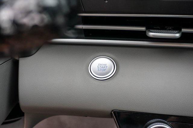 new 2025 Hyundai Elantra car, priced at $25,660