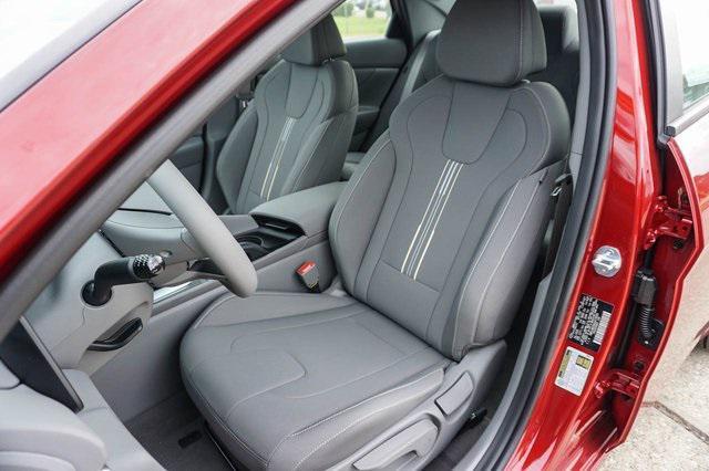 new 2025 Hyundai Elantra car, priced at $25,660