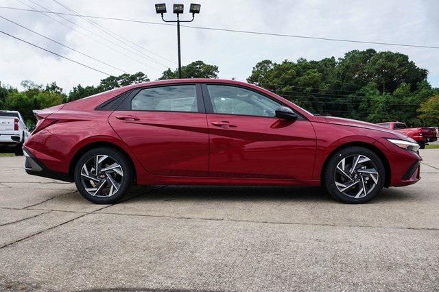 new 2025 Hyundai Elantra car, priced at $25,660