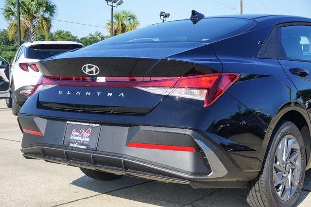 new 2024 Hyundai Elantra car, priced at $24,105