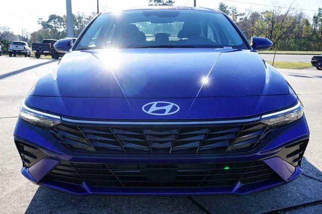 new 2025 Hyundai Elantra car, priced at $27,215