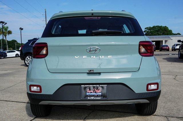 new 2025 Hyundai Venue car, priced at $25,570