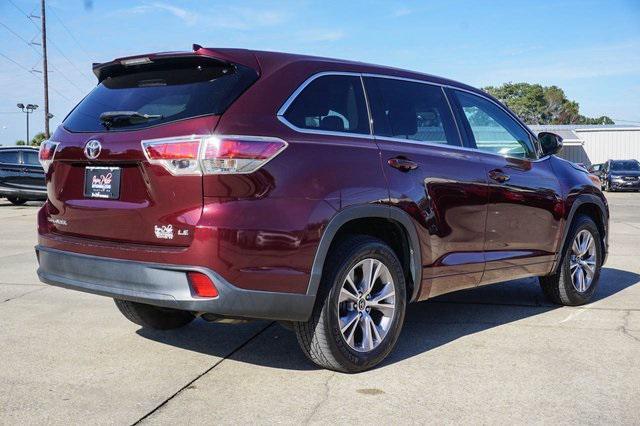 used 2016 Toyota Highlander car, priced at $17,589