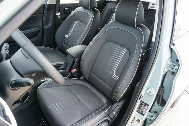 new 2025 Hyundai Venue car, priced at $25,570