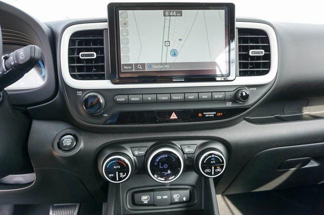 new 2025 Hyundai Venue car, priced at $25,570