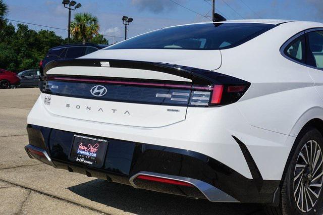 new 2024 Hyundai Sonata Hybrid car, priced at $29,890