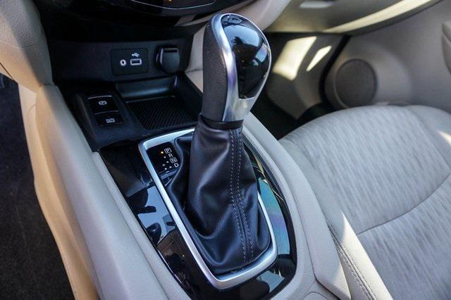 used 2019 Nissan Rogue car, priced at $19,449