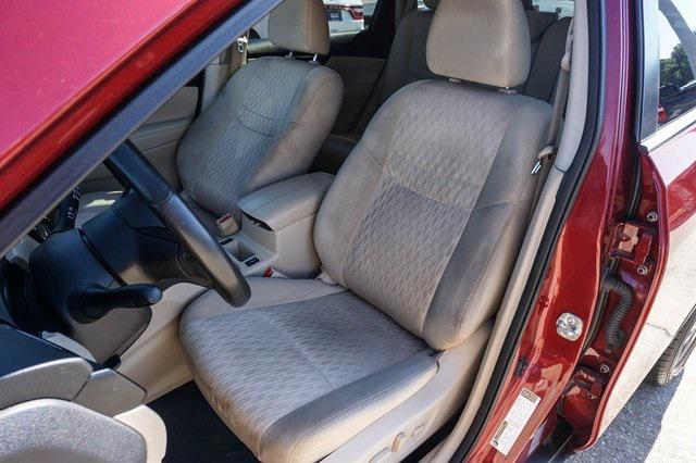 used 2019 Nissan Rogue car, priced at $19,449