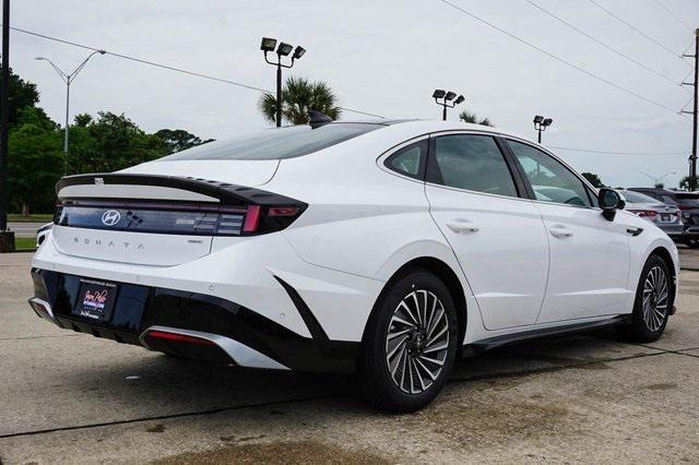 new 2025 Hyundai Sonata Hybrid car, priced at $37,970