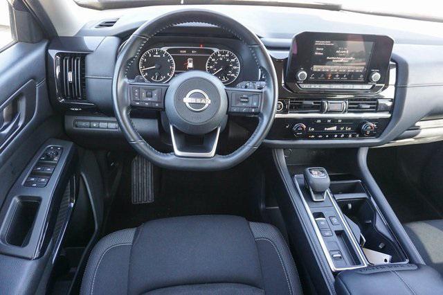 used 2024 Nissan Pathfinder car, priced at $33,989