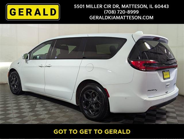 used 2022 Chrysler Pacifica Hybrid car, priced at $22,599