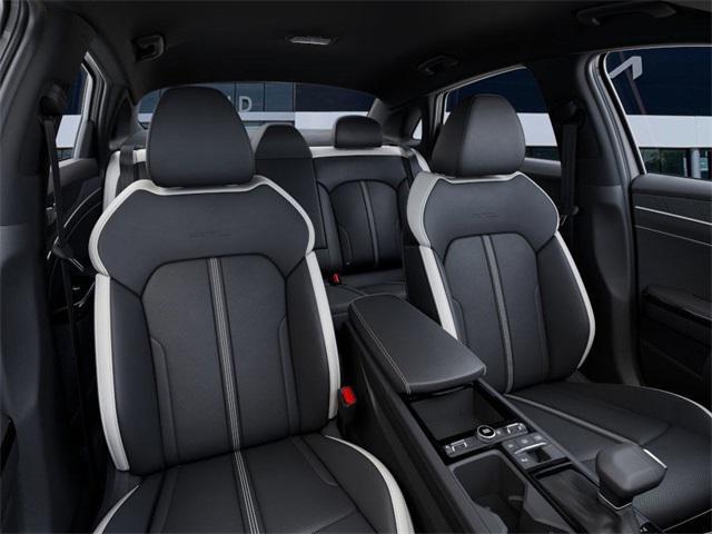new 2025 Kia K5 car, priced at $30,012