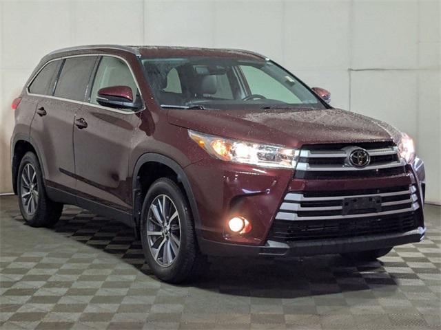 used 2019 Toyota Highlander car, priced at $27,995